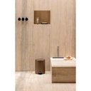 Prullenbak 5.0l NewIcon Brabantia warm bronze sfeer 2