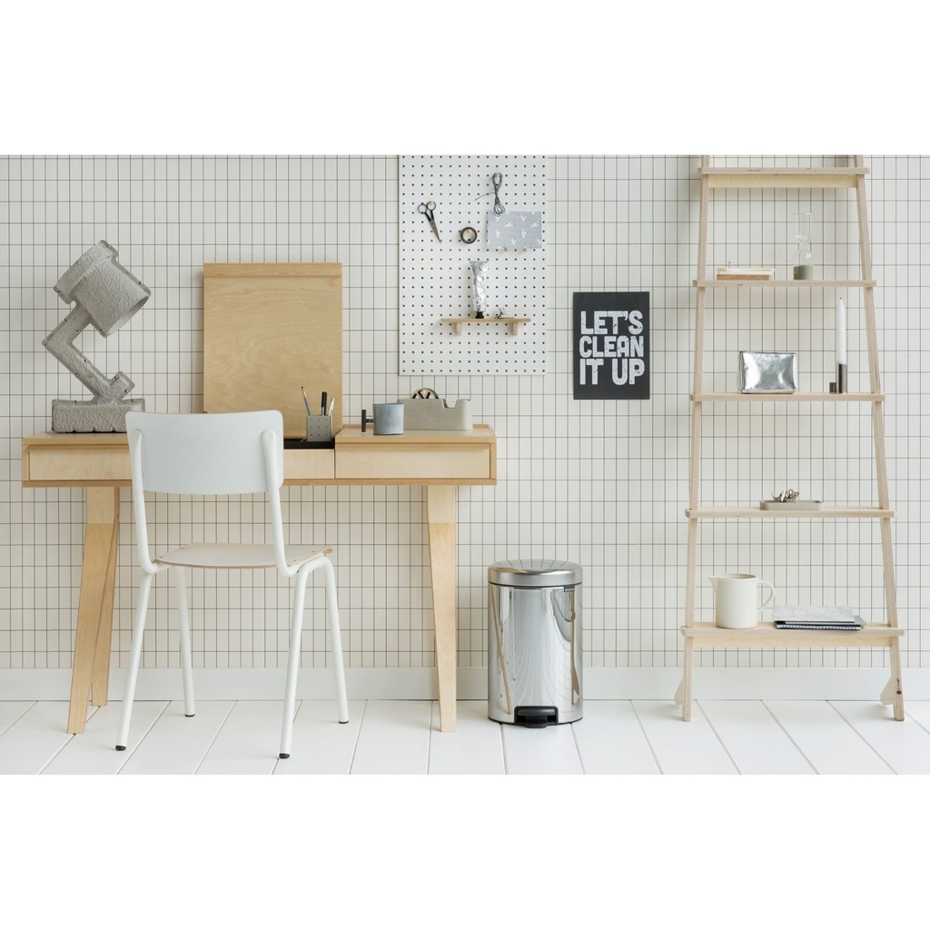 Prullenbak 12.0l NewIcon m/metalen binnenemmer Brabantia steel sfeer 2