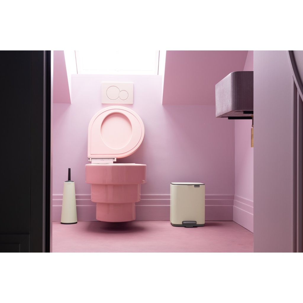 Prullenbak 7.0l Bo pedaal Brabantia soft beige sfeer 1