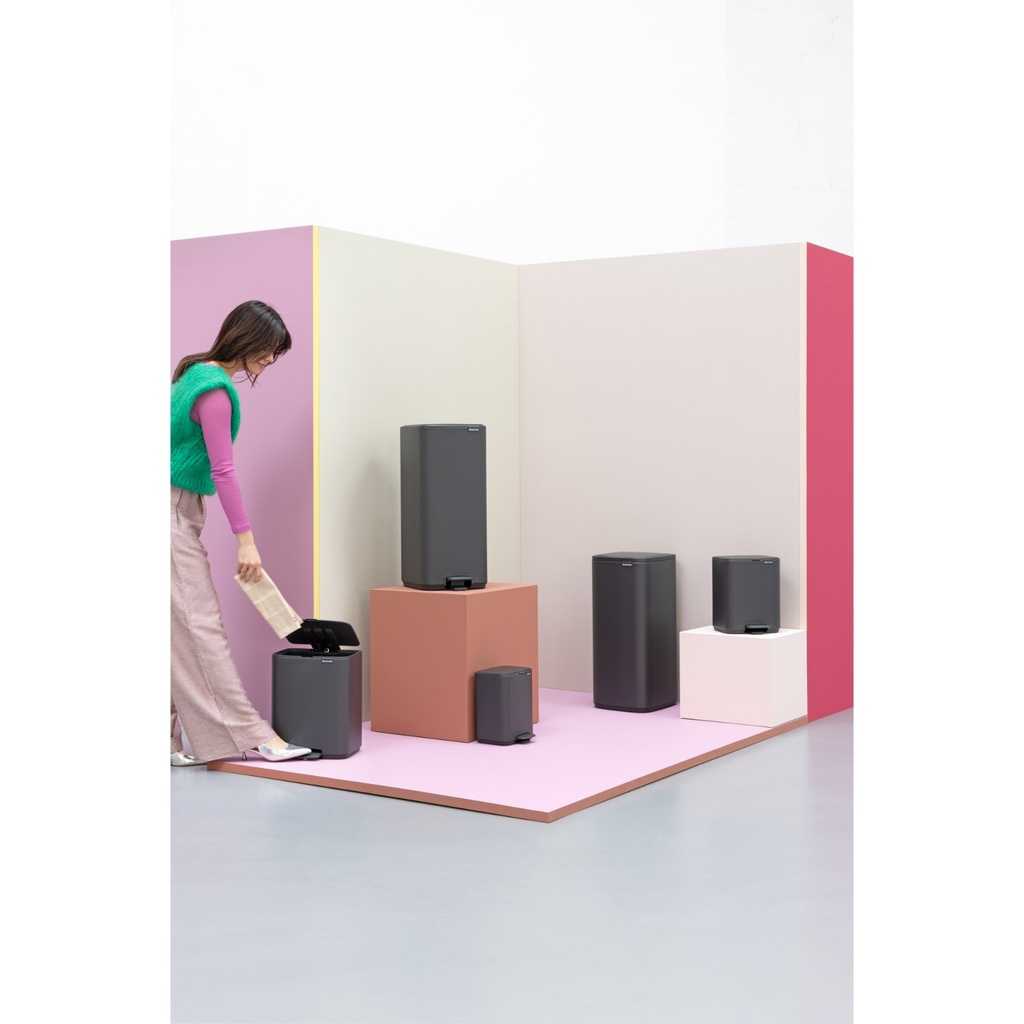 Prullenbak 7.0l Bo pedaal Brabantia mineral infinite grey sfeer 3