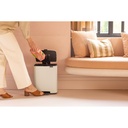 Prullenbak 12.0l Bo pedaal Brabantia soft beige sfeer 2