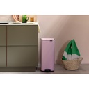 Prullenbak 30.0l Bo pedaal Brabantia lilac pink sfeer 1
