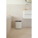 Prullenbak 12.0l Bo Brabantia soft beige sfeer 2