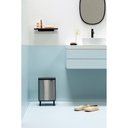 Prullenbak 12.0l Bo op poten Brabantia fpp matt steel sfeer 3