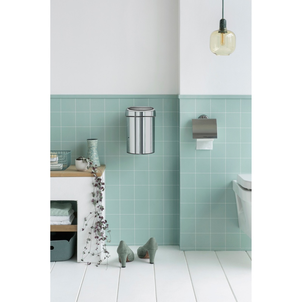 Prullenbak 3.0l wand touch bin Brabantia steel sfeer 1