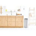 Prullenbak 30.0l touch bin Brabantia fpp matt steel sfeer 1
