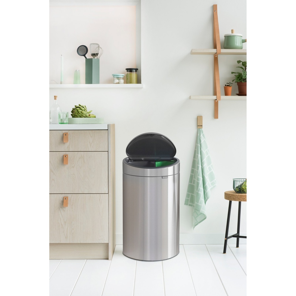 Prullenbak 10/23.0l touch bin Brabantia matt steel sfeer 1