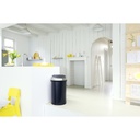 Prullenbak 60.0l touch bin Brabantia matt black/fpp matt steel sfeer 1
