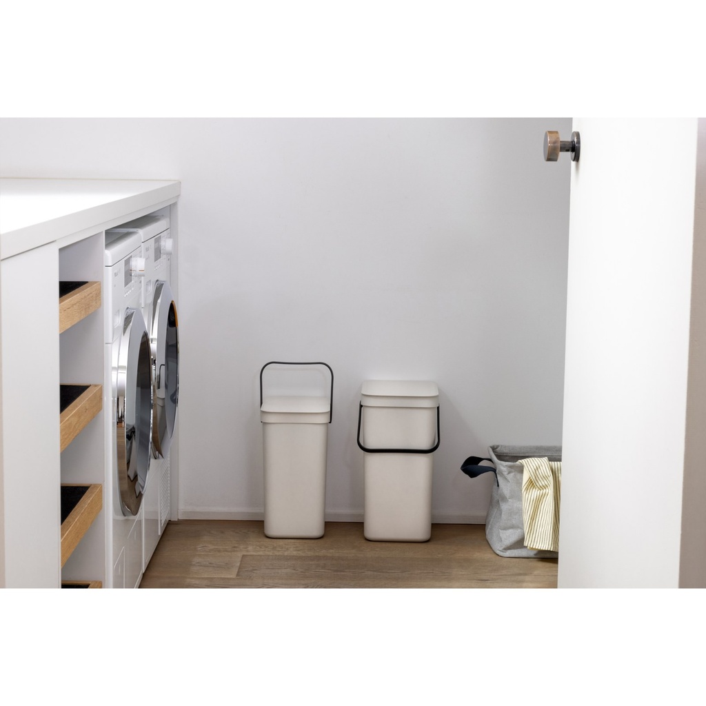 Prullenbak sort&go 16.0l Brabantia soft beige sfeer 2