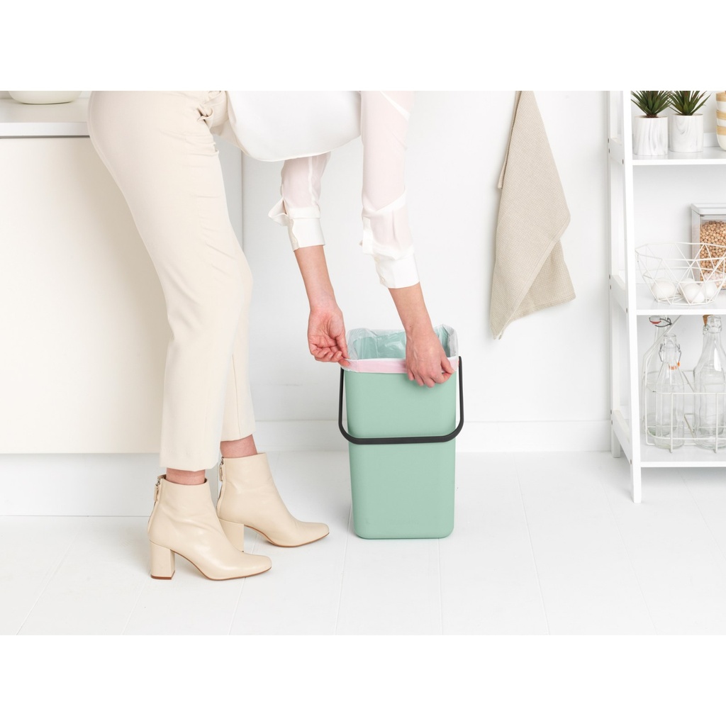 Prullenbak sort&go 25.0l Brabantia jade green sfeer 2