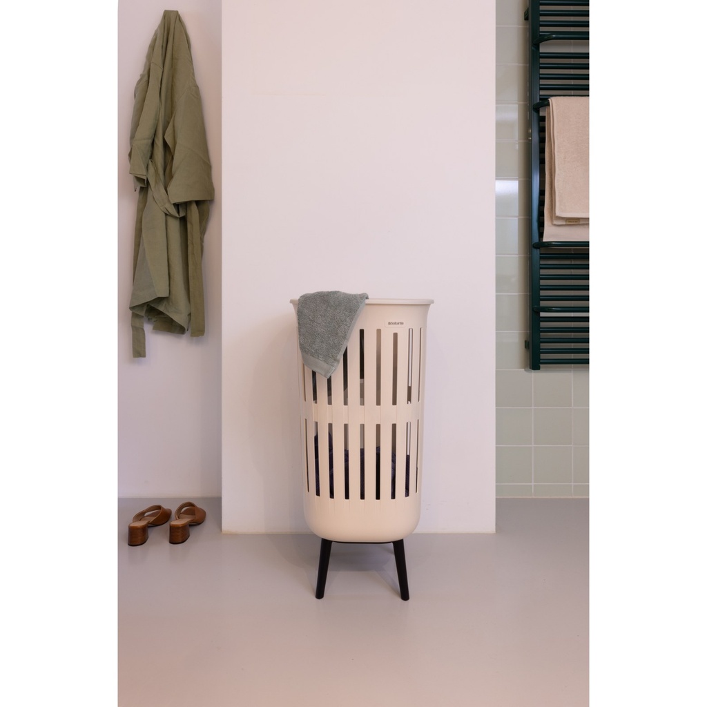 Wasmand m/deksel 55.0l collect-it hi Brabantia soft beige sfeer 2