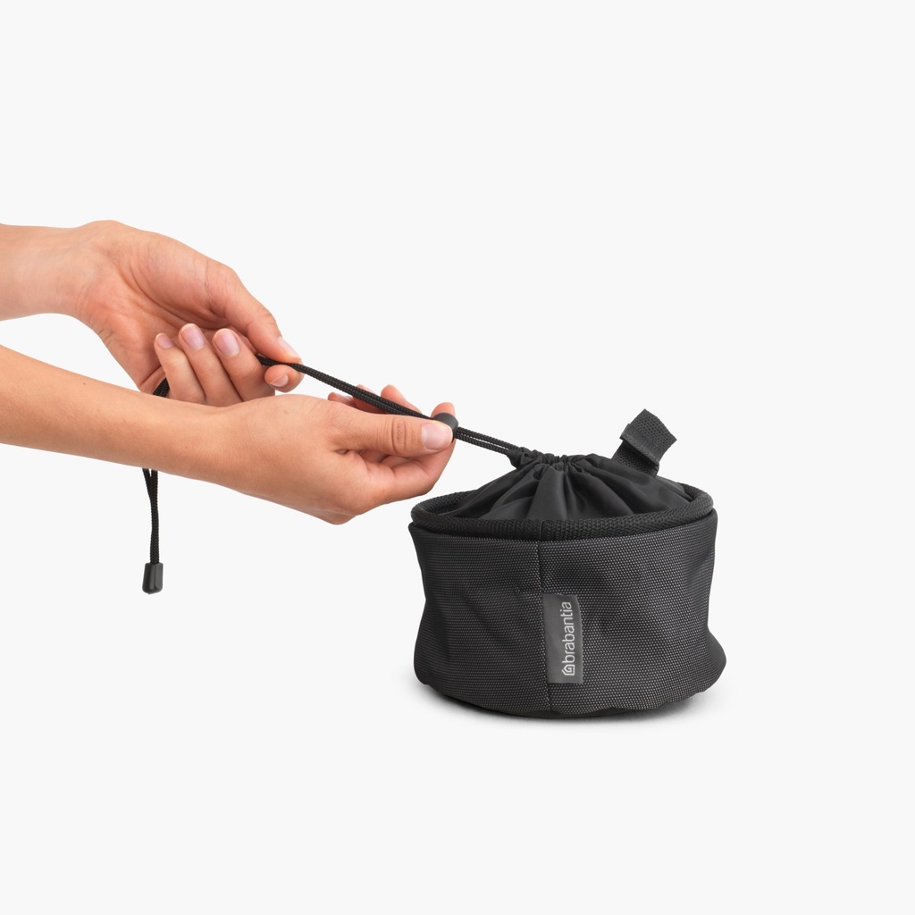 Wasknijpertas compact Brabantia matt black sfeer 2
