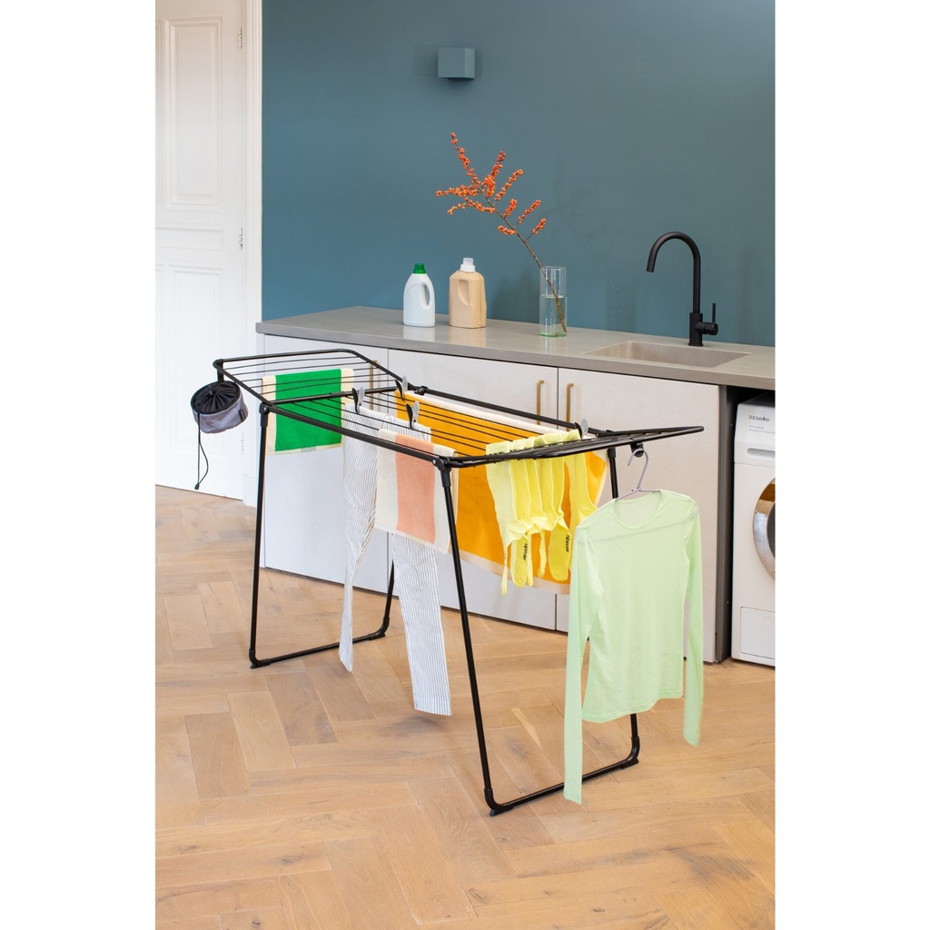 Droogrek 18.0mtr hangon too Brabantia matt black sfeer 1