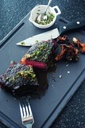 Bord steak 33.0x24.0cm Basalt Revol sfeer 1