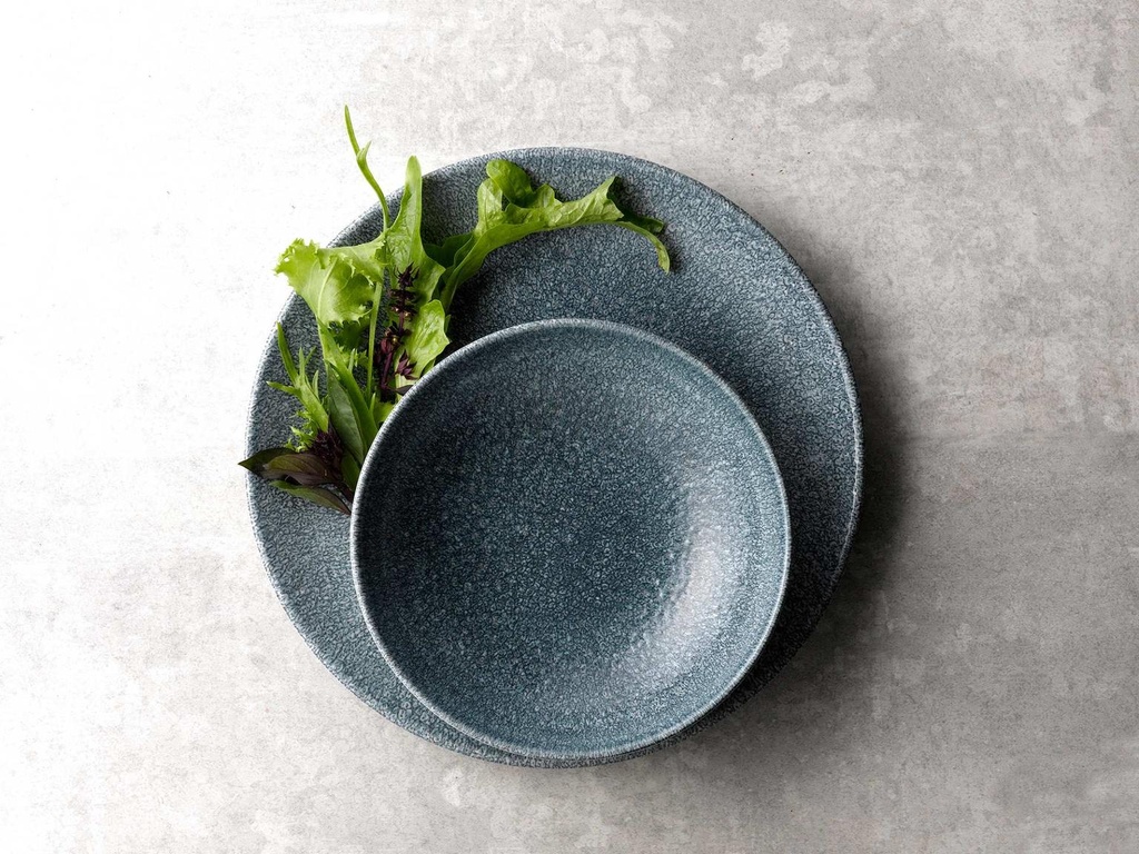 Bord plat 30.4x20.5cm Studio Prints Raku Topaz Blue Churchill sfeer 3
