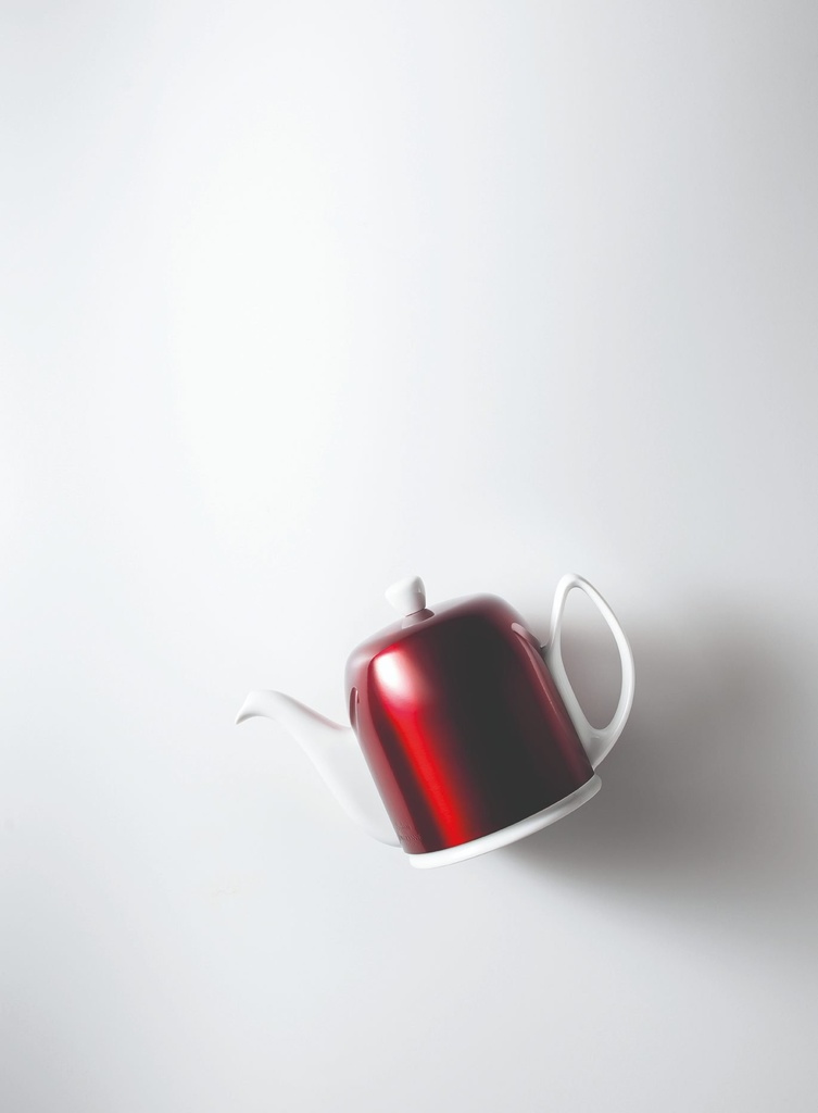 Theepot 100.0cl Salam white cloche red metallic Guy Degrenne sfeer 2