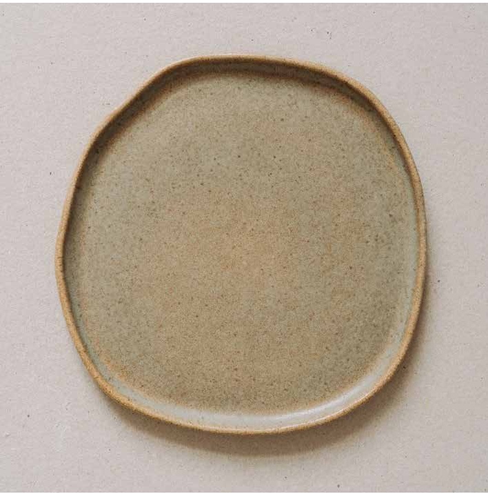 Bord organisch 21.0cm Aarde Poemi