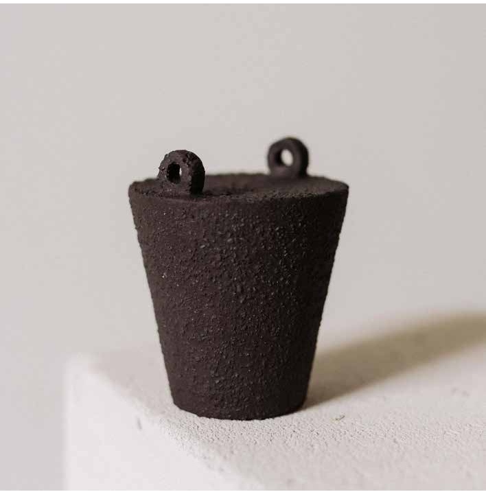 Presenteerbord 9.0x9.0 The Rustic Bucket Origen Poemi