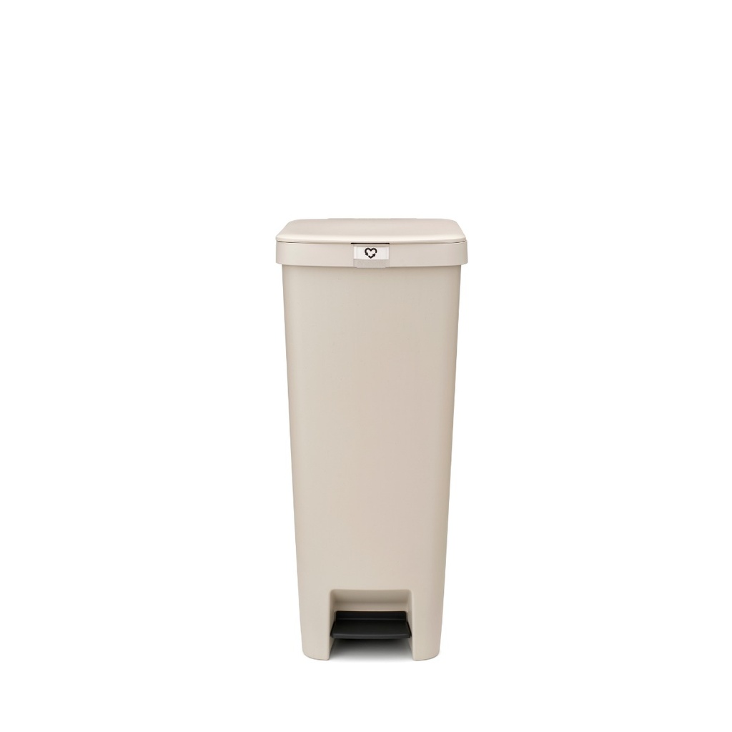 Prullenbak StepUp 40.0l Brabantia soft beige